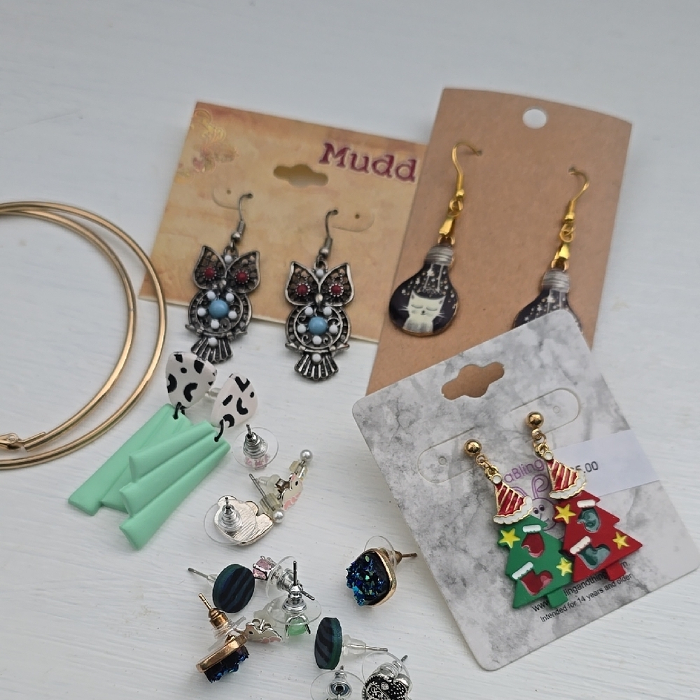 Mudd Earrings and Assorted Jewelry Set